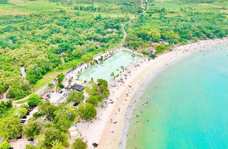 Pantai M Beach