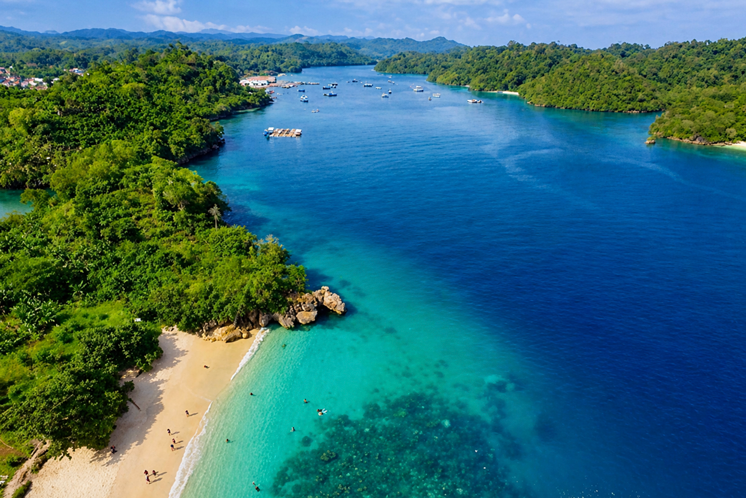 Pantai 3 Warna Ada di Mana