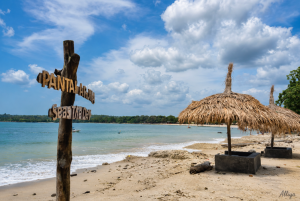 Pantai Aruna