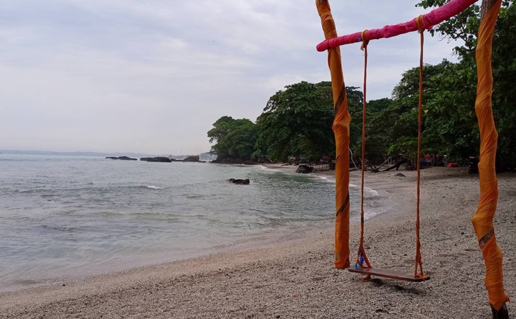 Pantai Semukuk